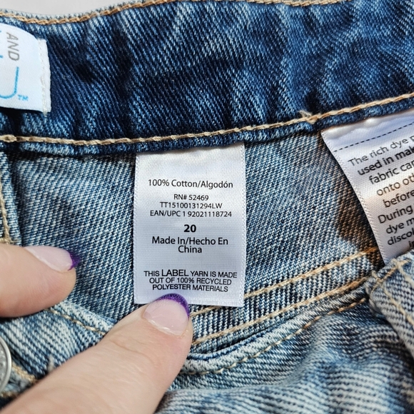 Time And TRU Denim Blue Women's Shorts Size 20 - Picture 6 of 9